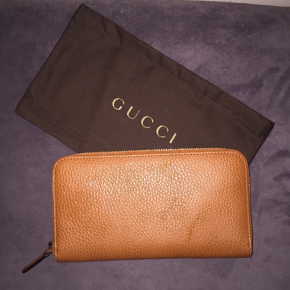 Authentic Gucci Continental Wallet - Picture 1 of 11